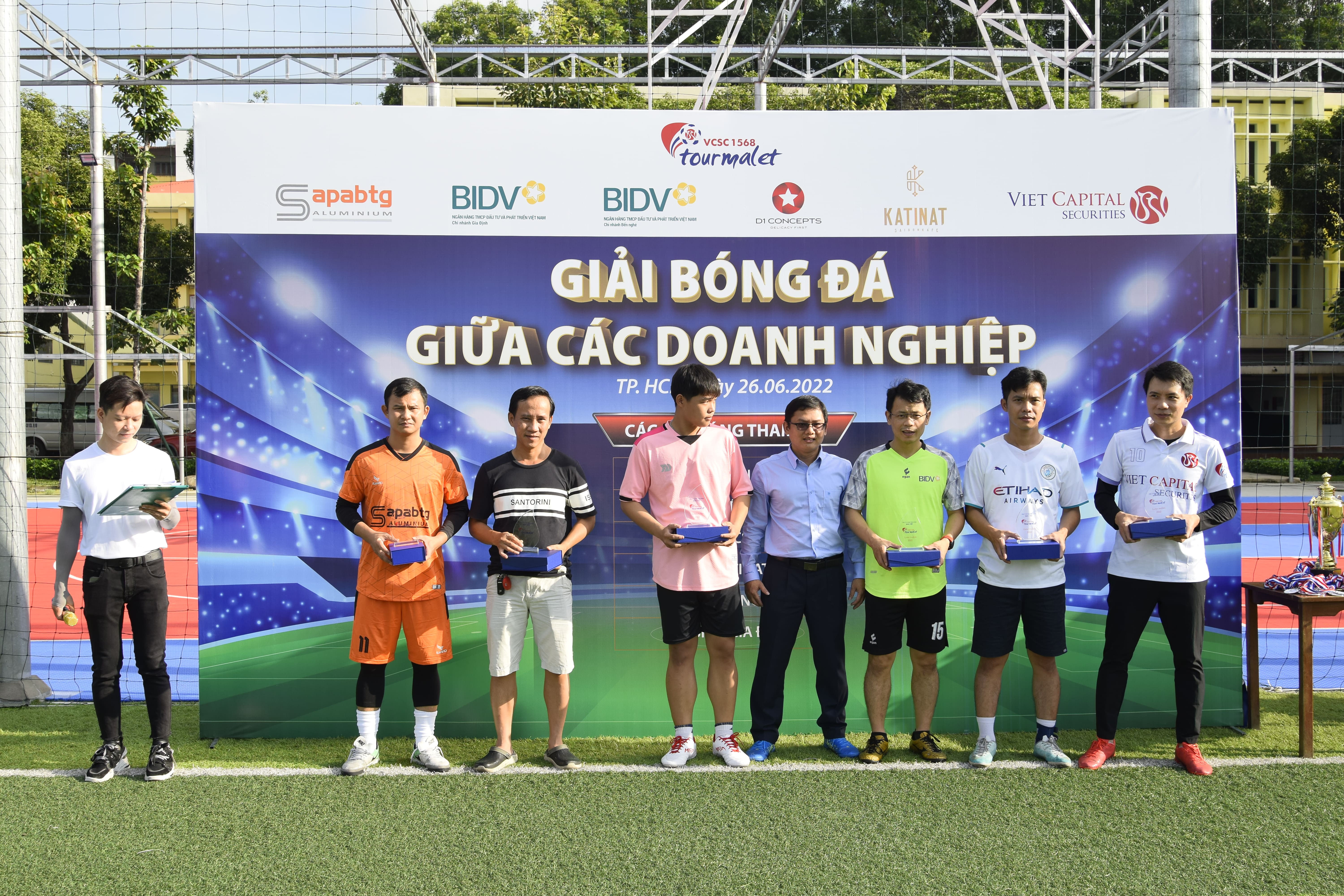 We frequently sponsor sports events for Vietcap employees.